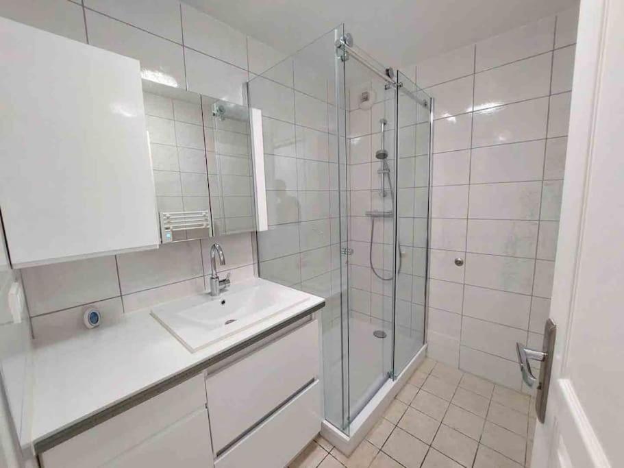 Modern One Bedroom Apartment In Cannes Eksteriør billede